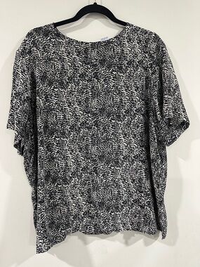 Anna&Frank Black & White Short Sleeve leopard Printed top 100%silk vintage 22